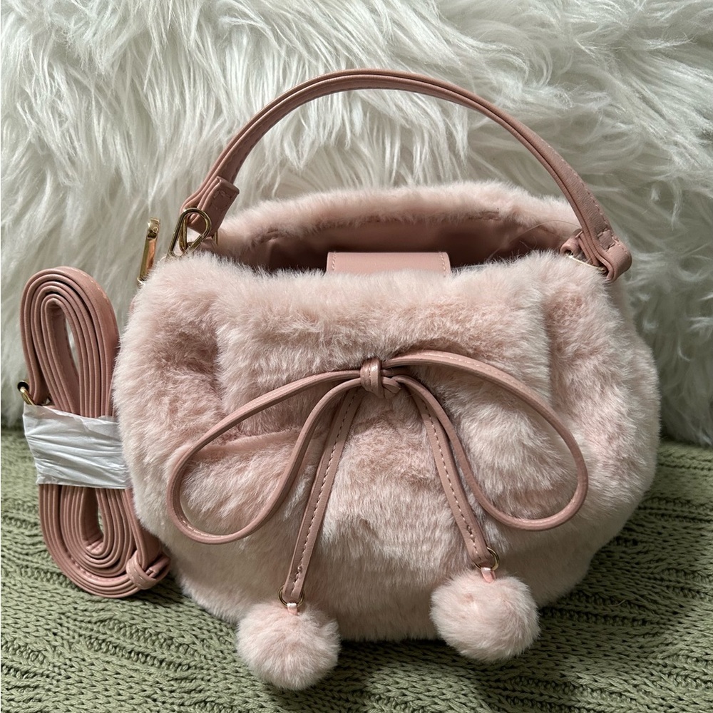 NWT Cato Faux Fur Crossbody Bag with Pom Pom Accents -Blush Pink, Size Mini - Picture 3 of 8
